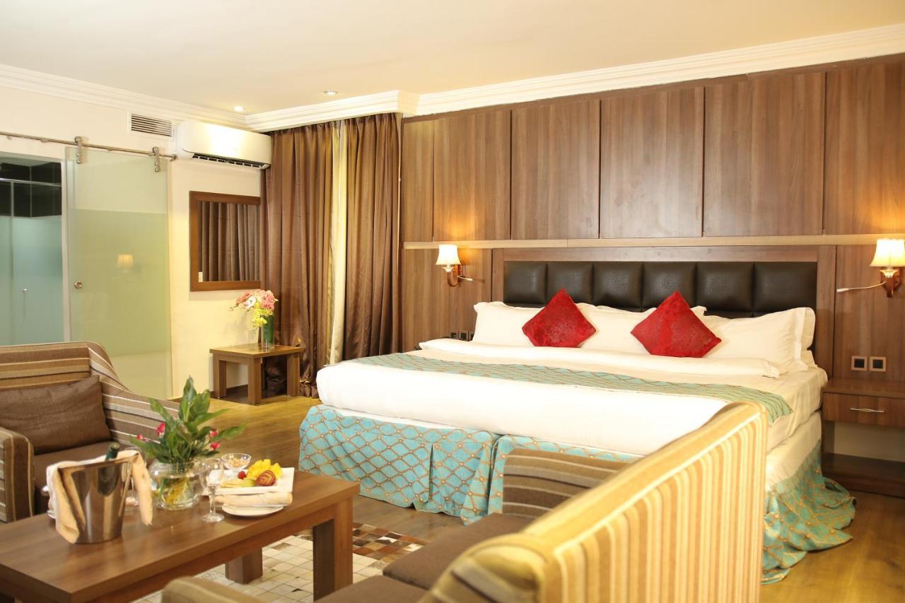 Grand Pela Hotel & Suites Abuja Exterior photo