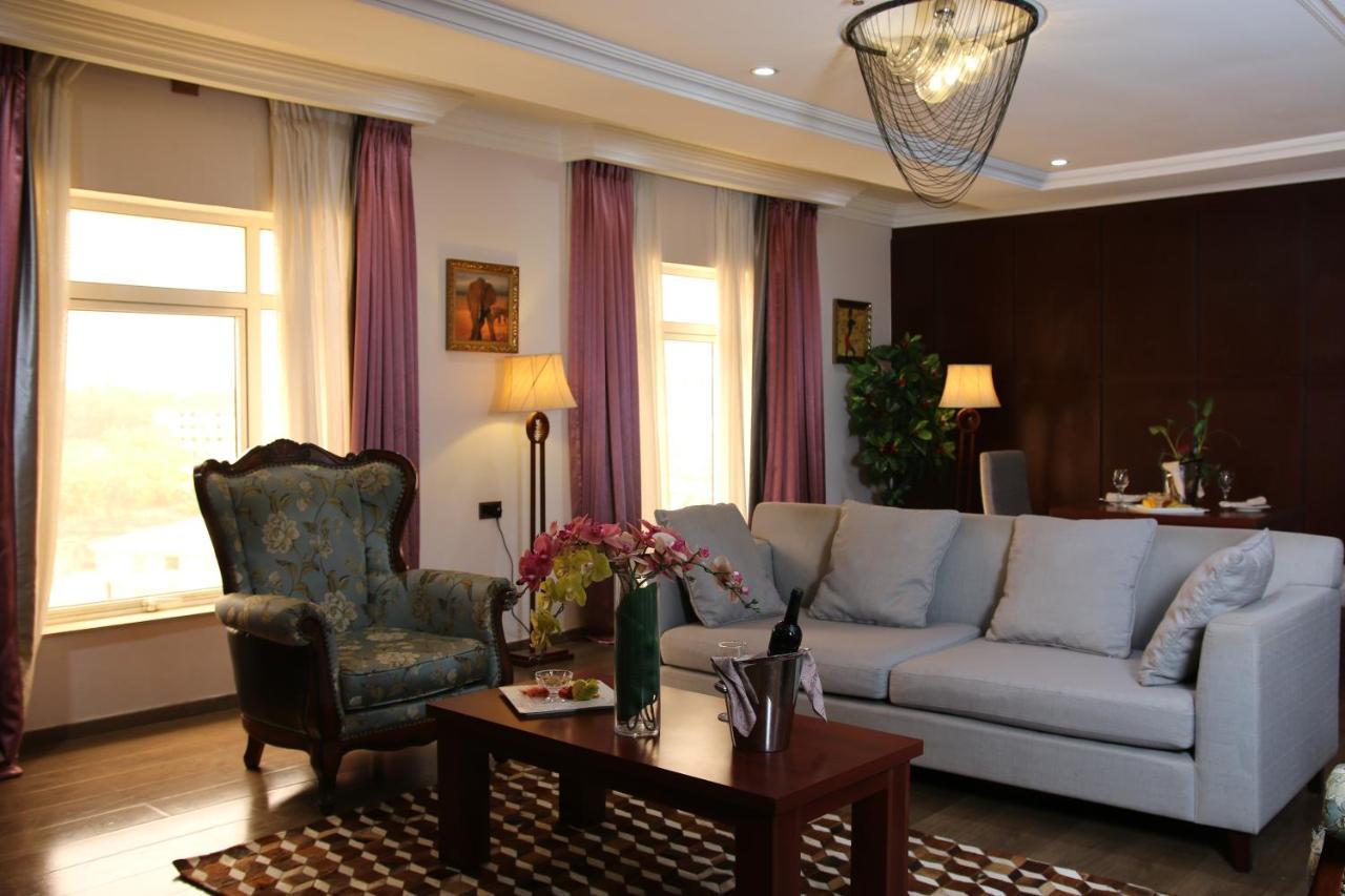 Grand Pela Hotel & Suites Abuja Exterior photo