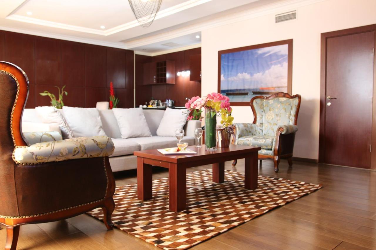 Grand Pela Hotel & Suites Abuja Exterior photo