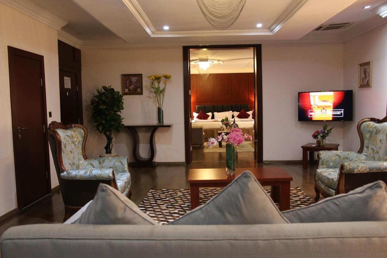 Grand Pela Hotel & Suites Abuja Exterior photo