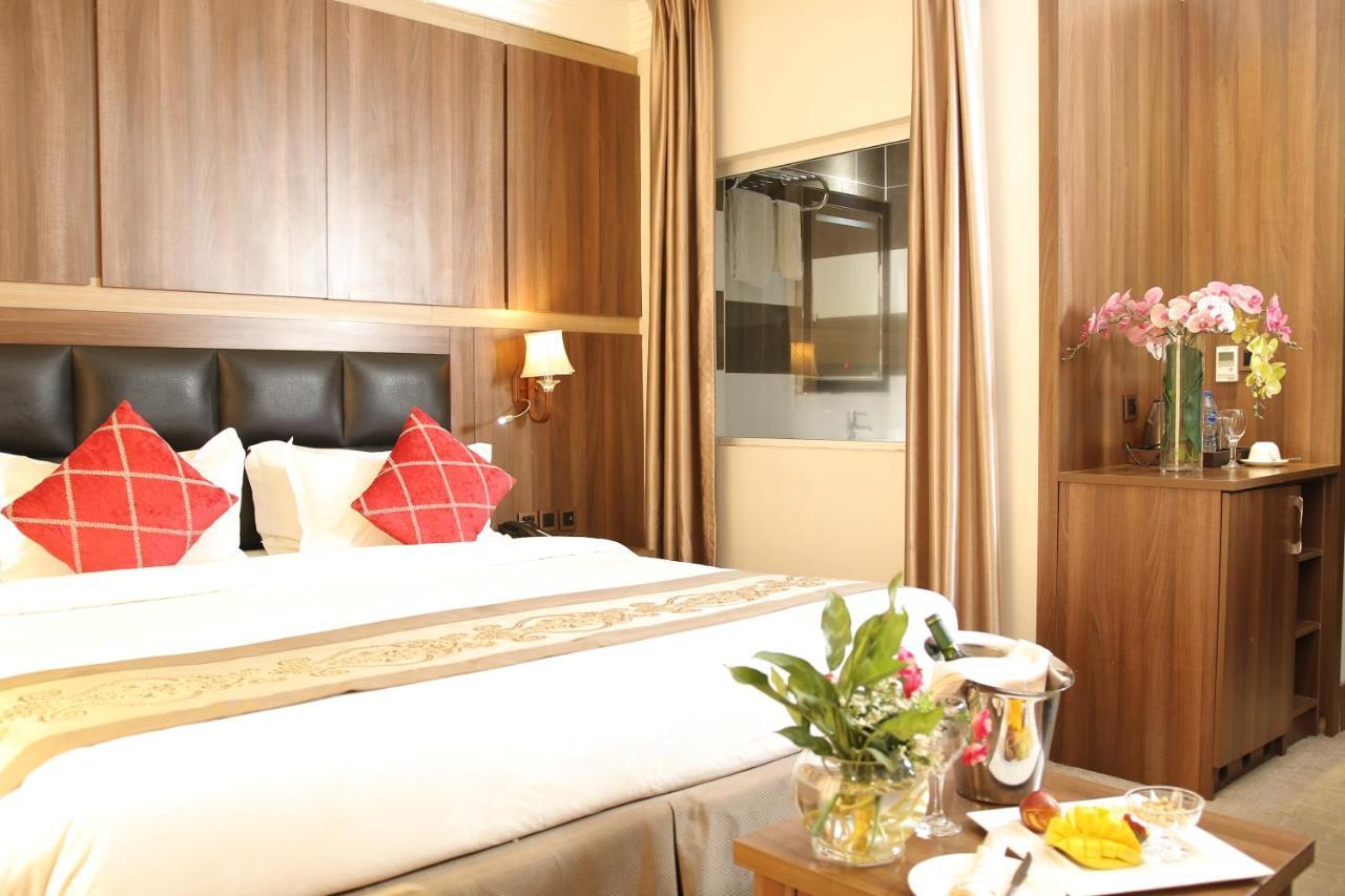 Grand Pela Hotel & Suites Abuja Exterior photo