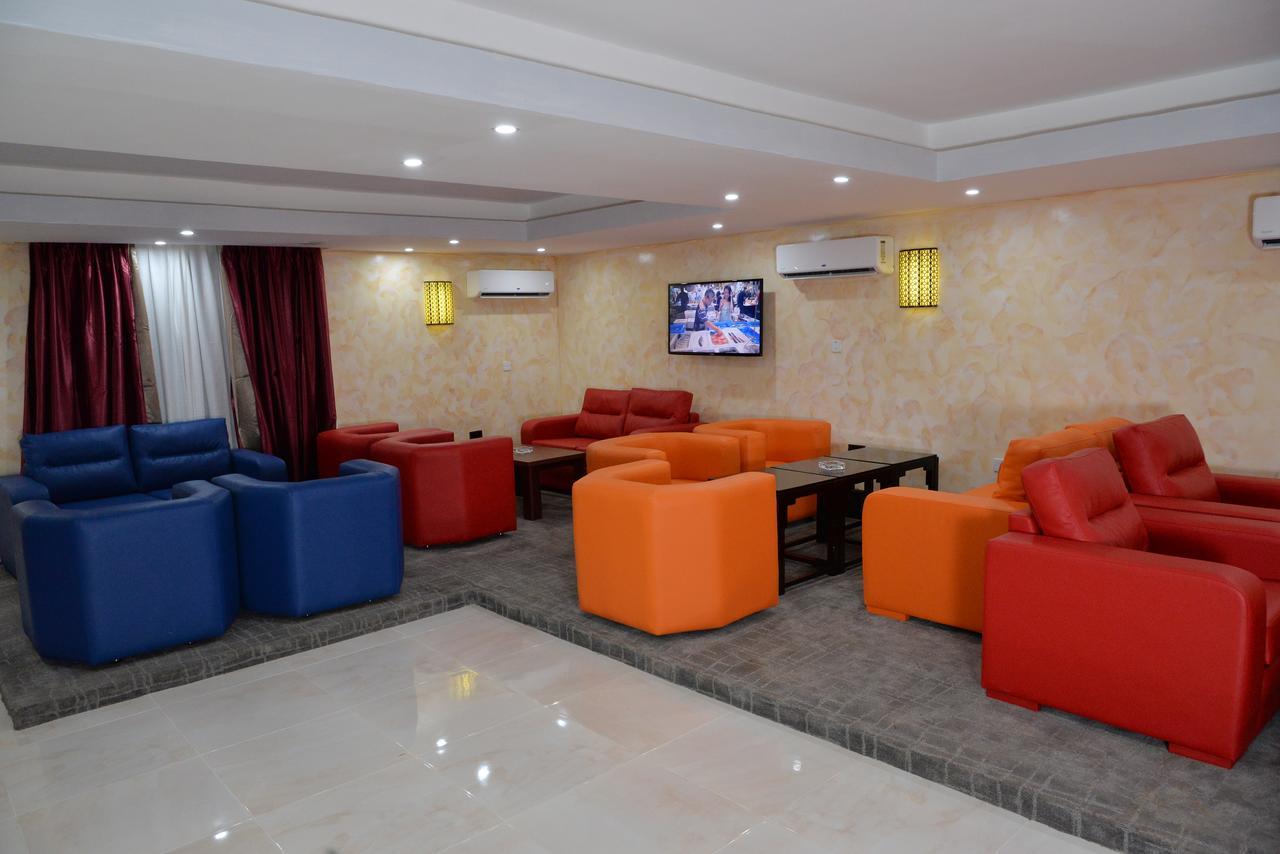 Grand Pela Hotel & Suites Abuja Exterior photo